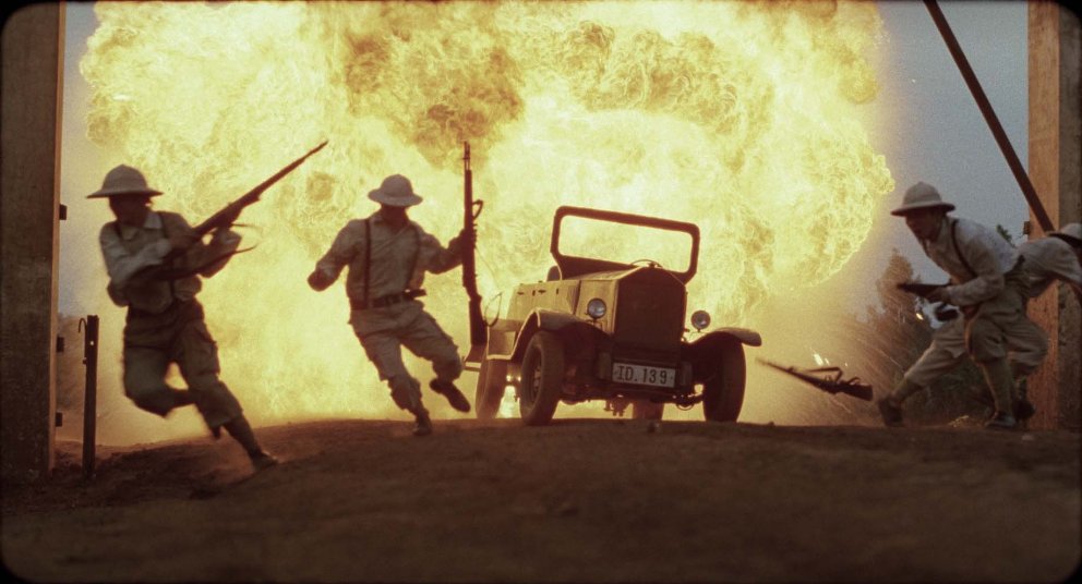 Фото - The Rebel: 992x536 / 85 Кб