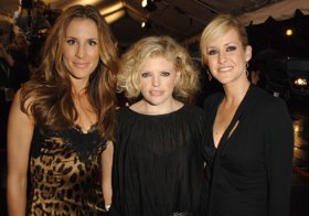 Фото - Свадебный уик-энд: 280x196 / 15 Кб