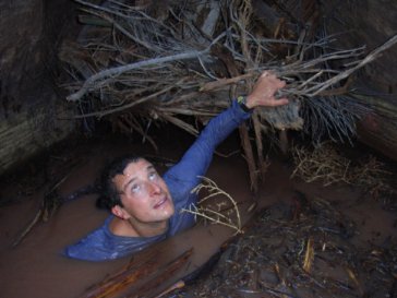 Фото - Выжить любой ценой: 364x273 / 23 Кб