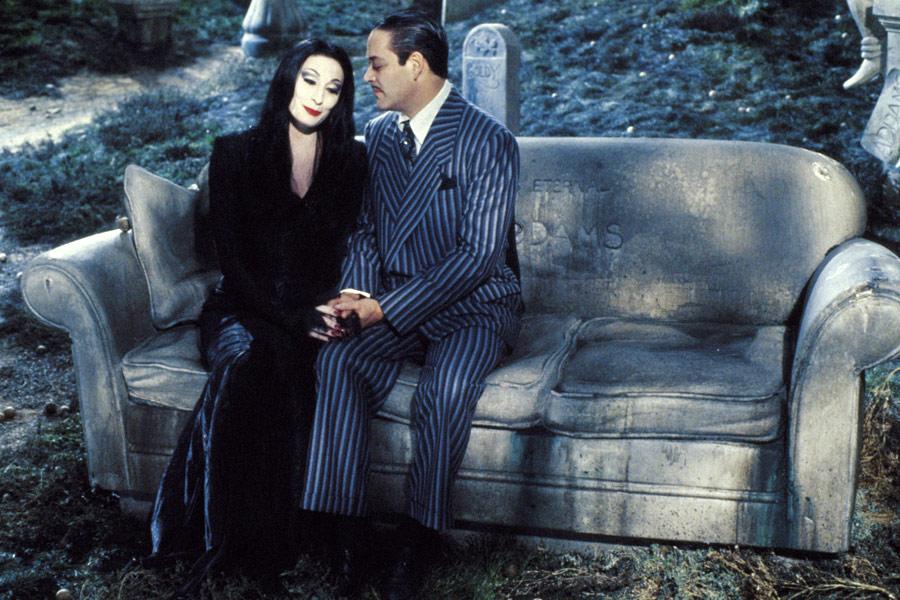 Фото - Семейка Аддамс: 900x600 / 99.63 Кб