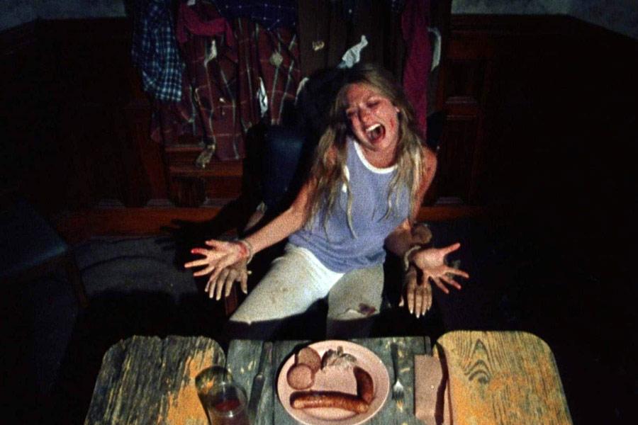 Фото - Техасская резня бензопилой: 900x600 / 58.16 Кб