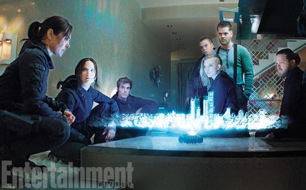 Фото - Голодные игры: Сойка-пересмешница. Часть 2: 604x375 / 57.42 Кб