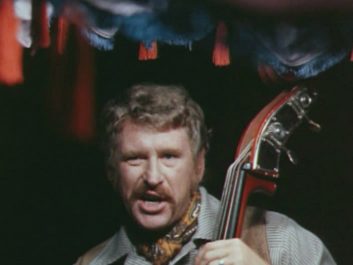 Фото - Смок и малыш: 704x528 / 43.55 Кб