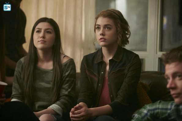 Фото - Герои: Возрождение: 595x397 / 31.2 Кб