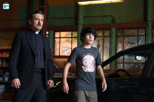 Фото - Герои: Возрождение: 595x397 / 38.18 Кб