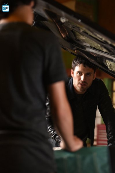 Фото - Герои: Возрождение: 397x595 / 25.82 Кб