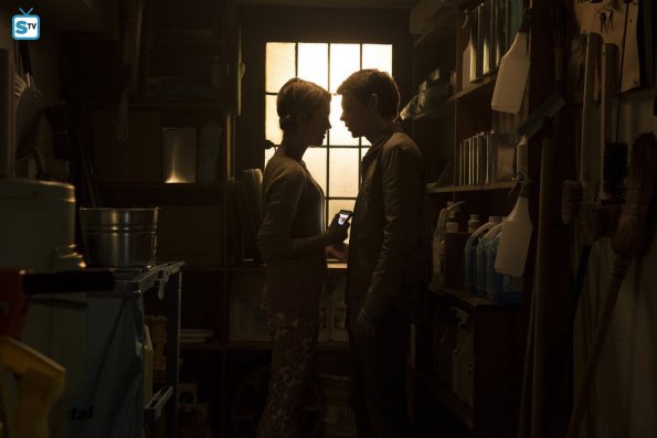 Фото - Герои: Возрождение: 595x397 / 29.21 Кб