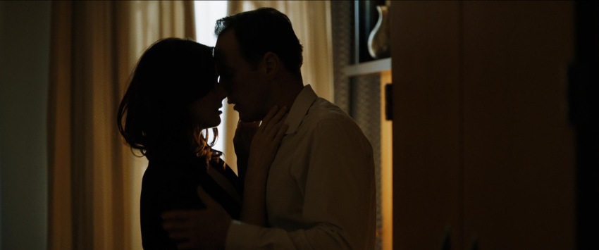 Фото - Молния: 850x355 / 39.27 Кб