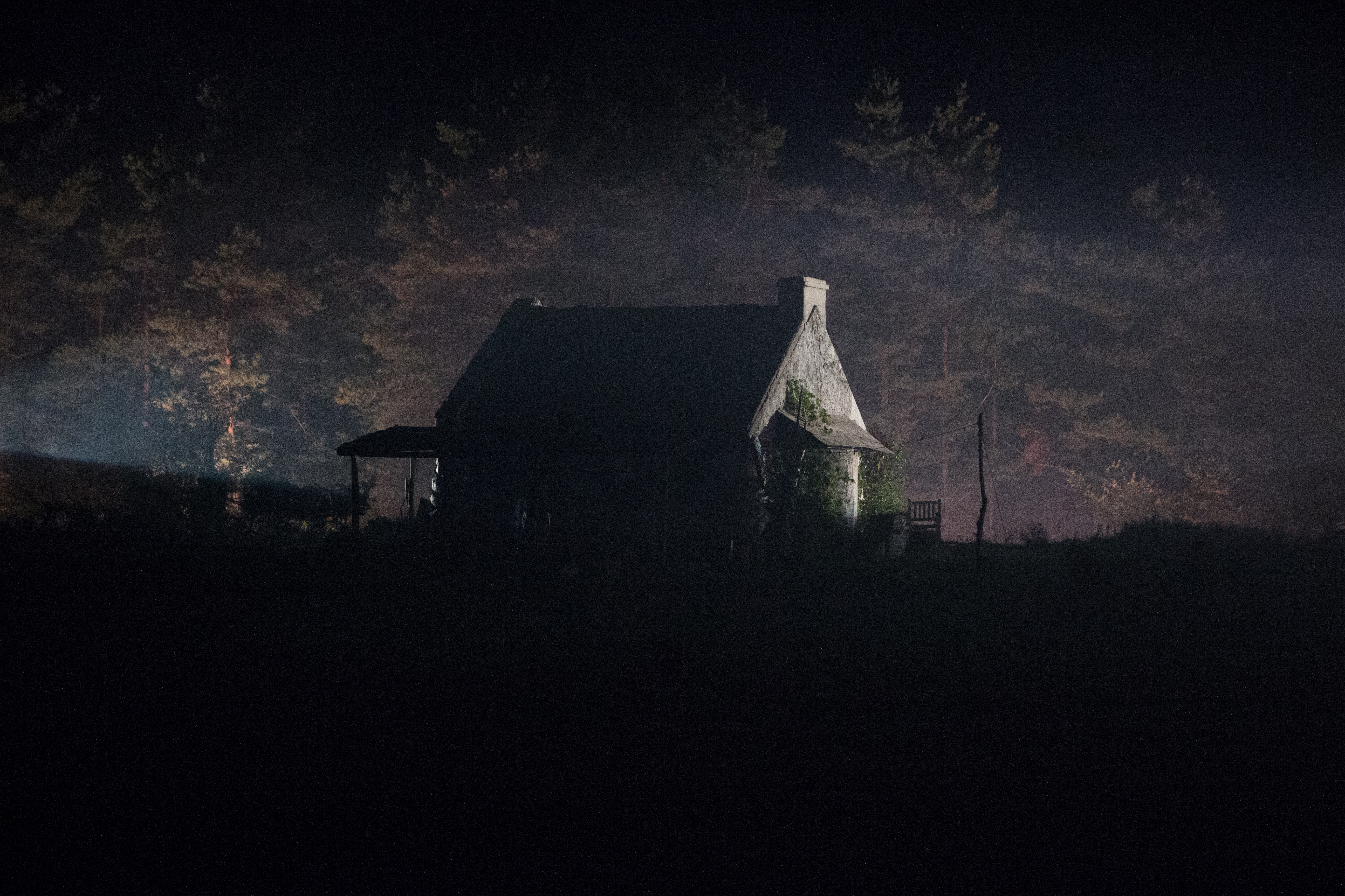 Фото - Врата тьмы: 5184x3456 / 8780.67 Кб