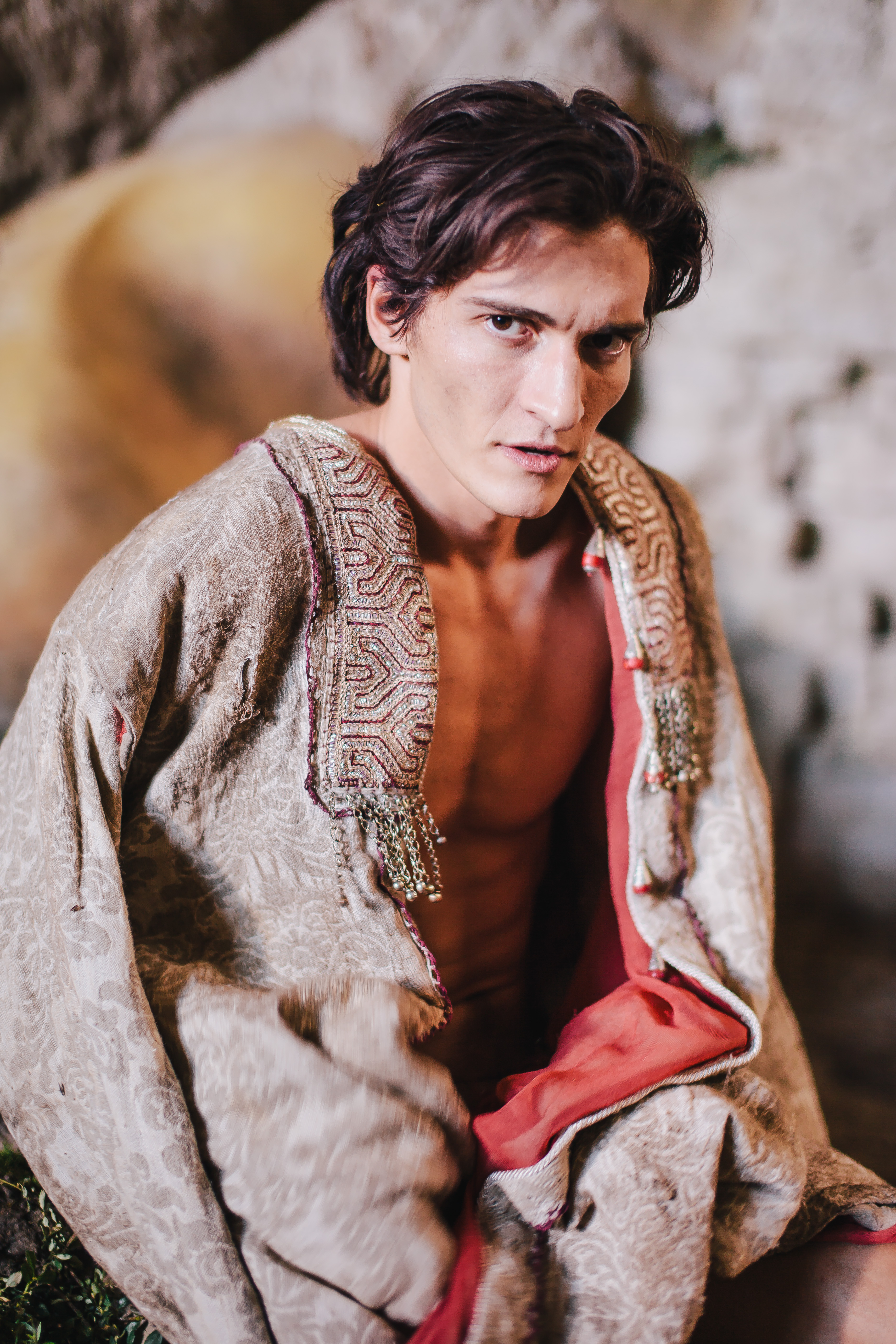 Фото - Он — дракон: 3744x5616 / 5197.96 Кб