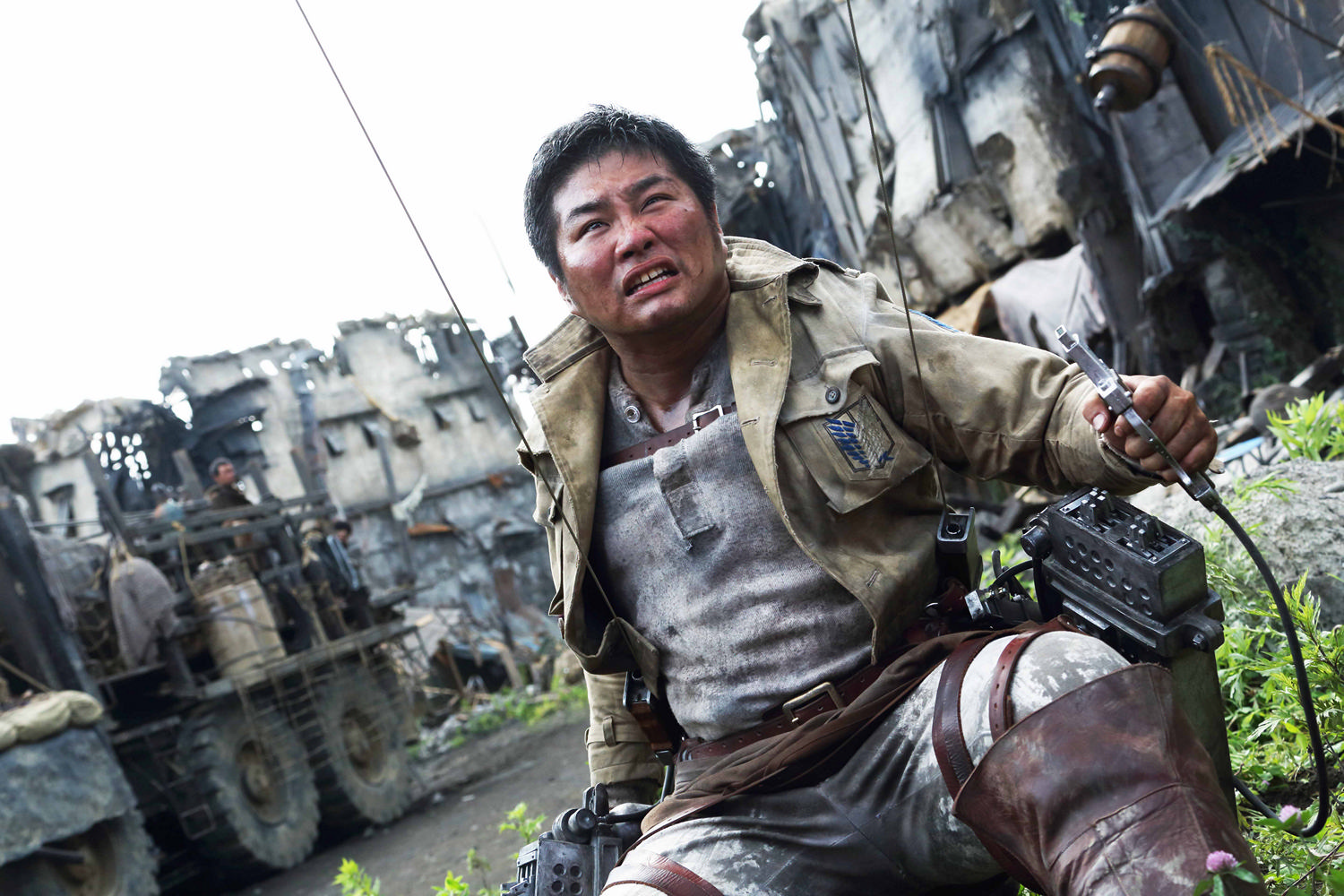 Фото - Атака титанов. Фильм второй: Конец света: 1500x1000 / 546.35 Кб