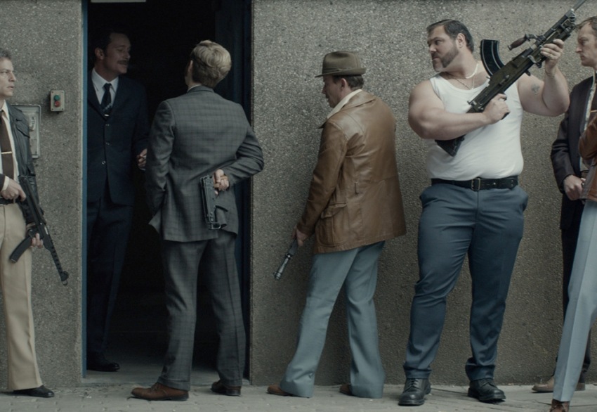 Фото - Лунная афера: 850x586 / 129.83 Кб