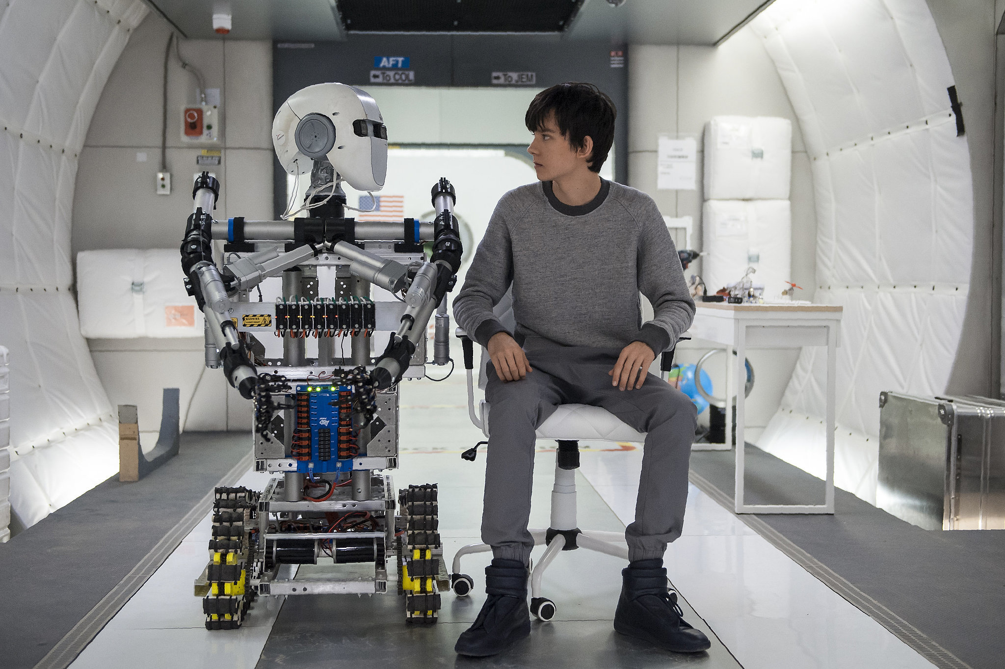 Фото - Космос между нами: 2048x1363 / 519.91 Кб