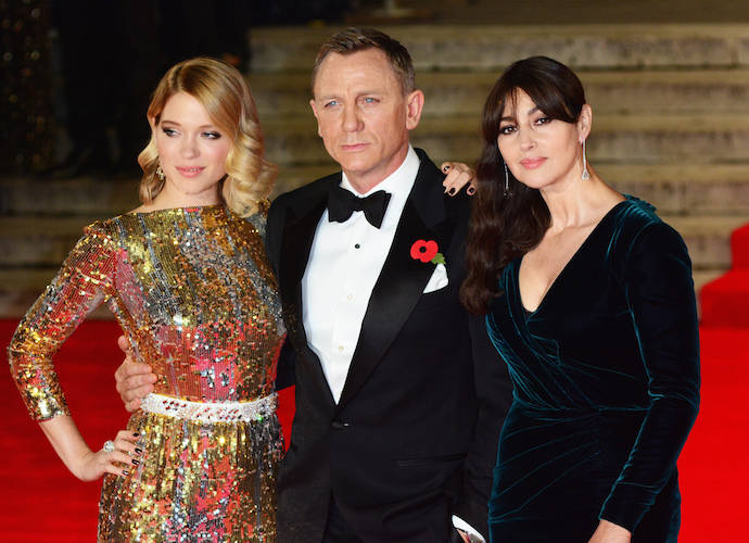 Фото - 007: СПЕКТР: 690x500 / 68.05 Кб