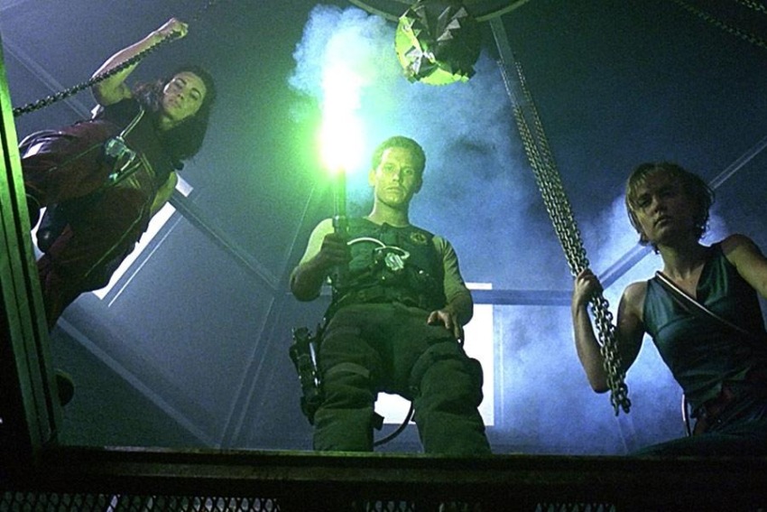 Фото - Черная дыра: 850x567 / 132.3 Кб