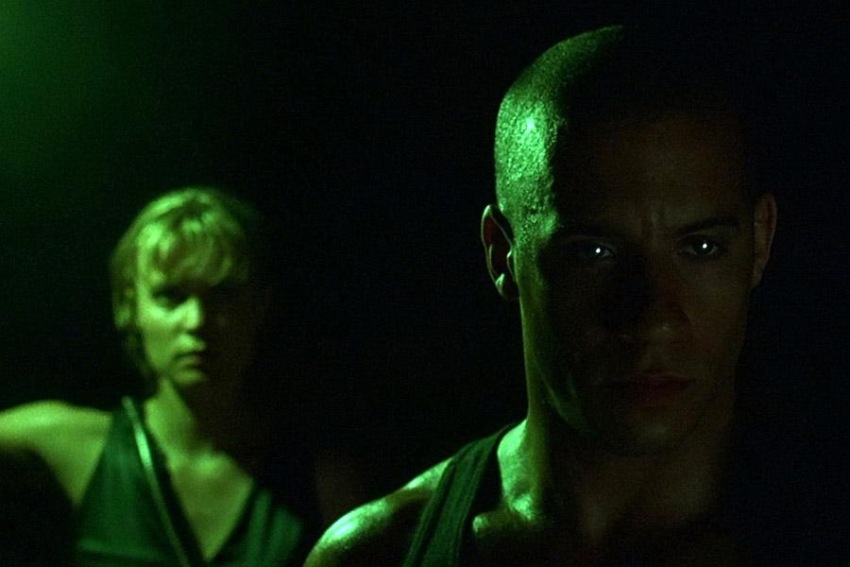 Фото - Черная дыра: 850x567 / 84.07 Кб