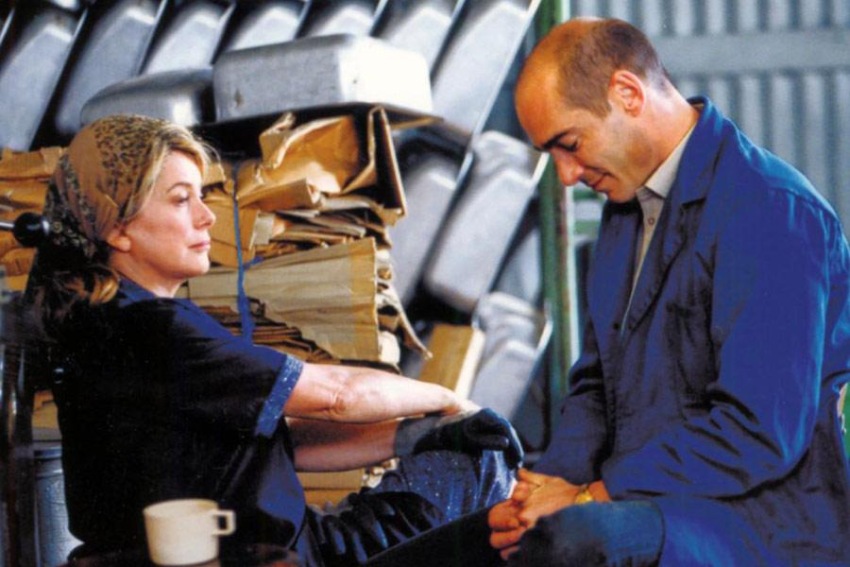 Фото - Танцующая в темноте: 850x567 / 120.21 Кб