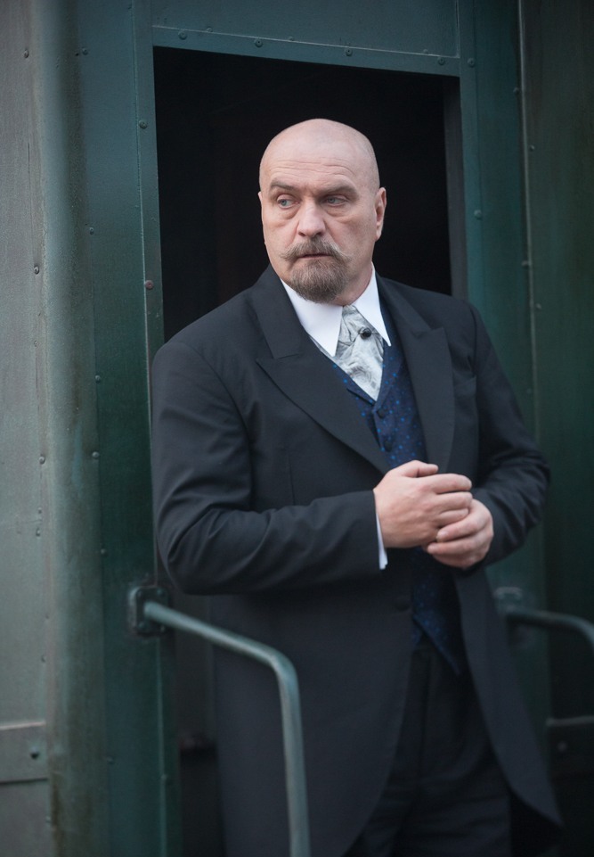 Фото - Герой: 667x961 / 88.97 Кб