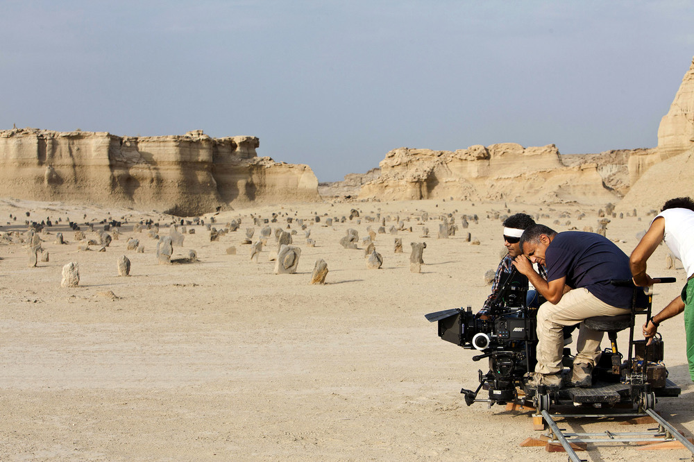 Фото - Приходит дракон: 1000x666 / 235.28 Кб