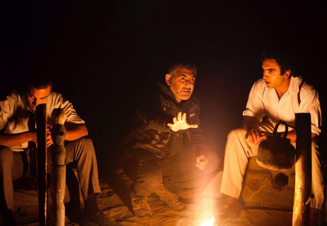 Фото - Приходит дракон: 1124x776 / 100.62 Кб