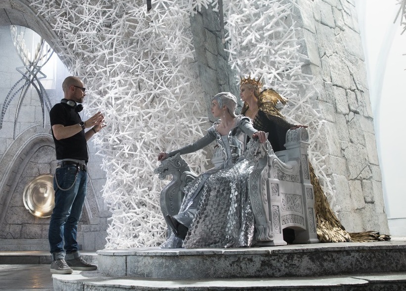 Фото - Белоснежка и Охотник 2: 821x588 / 230.27 Кб