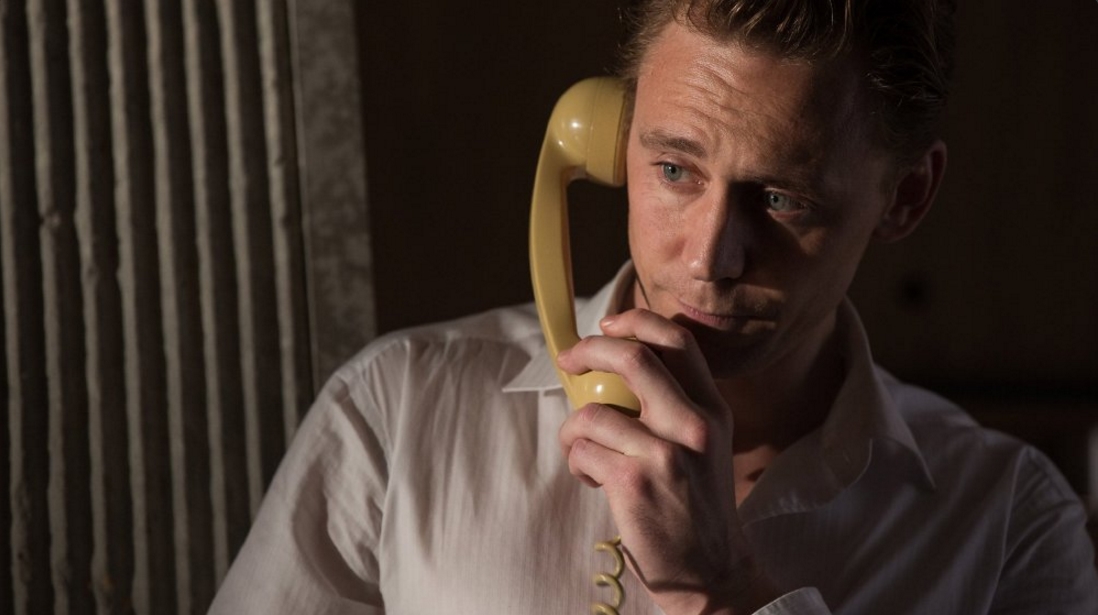 Фото - Высотка: 1098x615 / 262.33 Кб