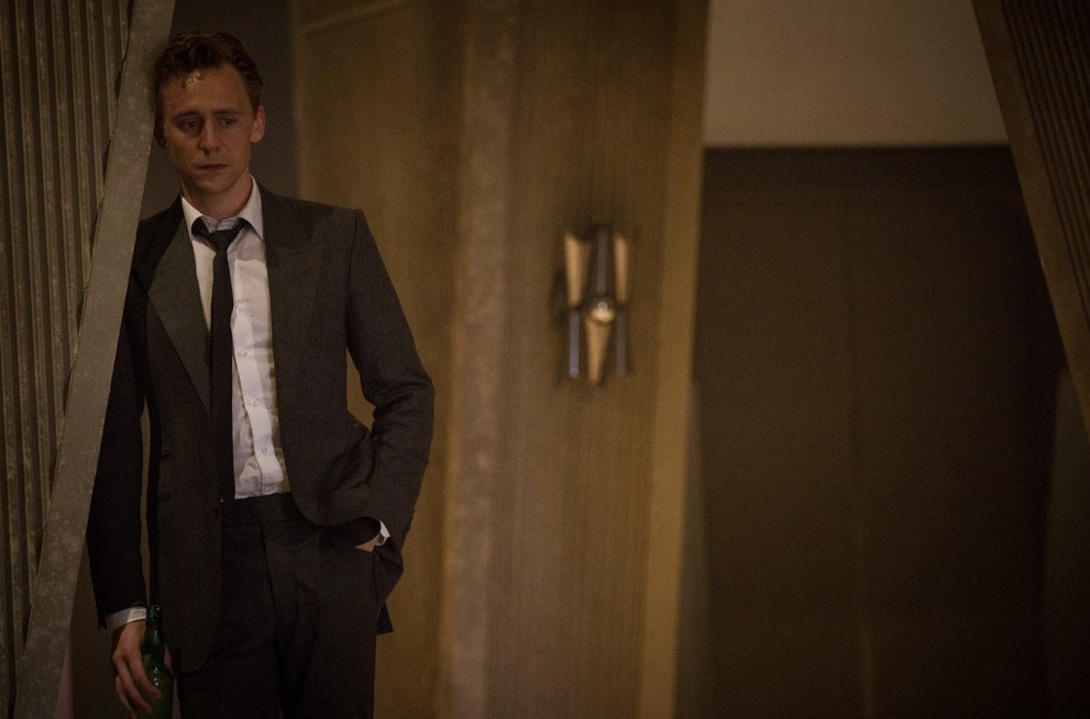 Фото - Высотка: 991x654 / 319.18 Кб