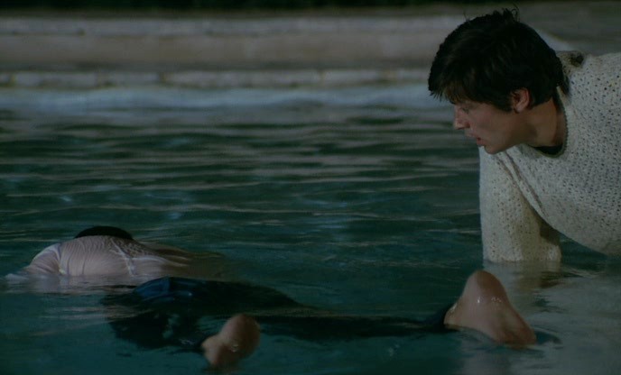 Фото - Бассейн: 688x416 / 40.2 Кб