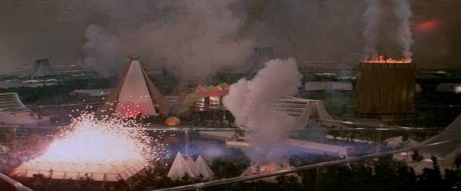 Фото - Бегство Логана: 656x272 / 37.42 Кб