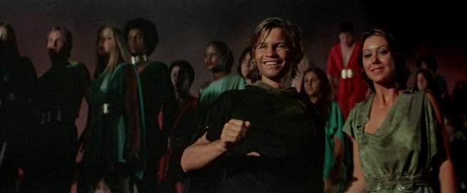 Фото - Бегство Логана: 656x272 / 33.48 Кб