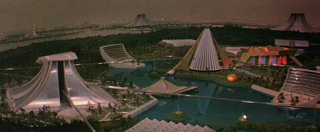 Фото - Бегство Логана: 656x272 / 49.19 Кб