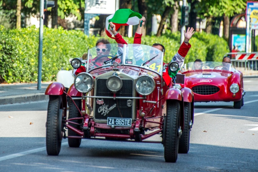 Фото - Гонки по-итальянски: 850x566 / 184.59 Кб