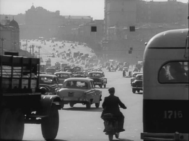 Фото - Мне двадцать лет: 640x480 / 81.52 Кб