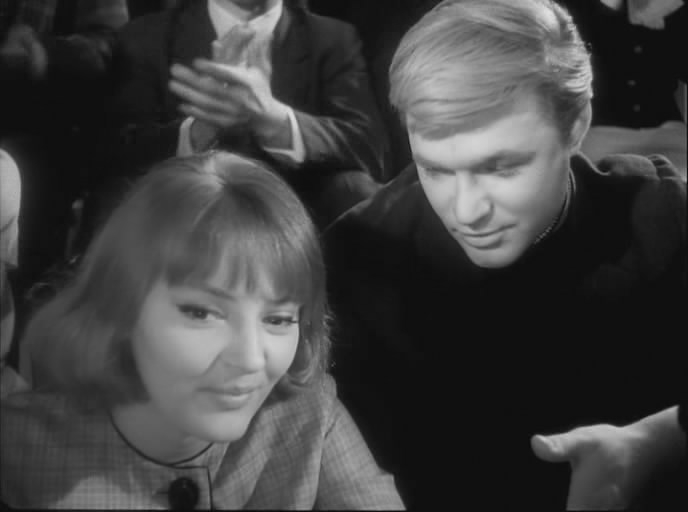 Фото - Мне двадцать лет: 688x512 / 73.87 Кб