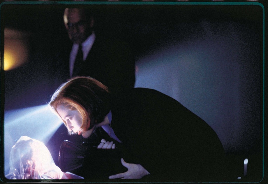 Фото - Секретные материалы: 920x633 / 117.24 Кб