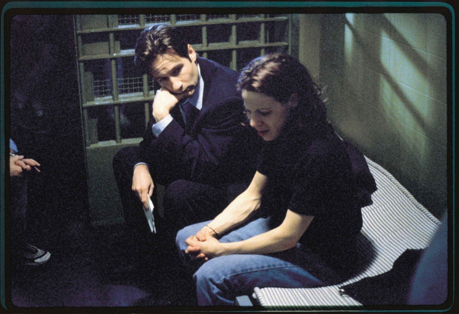 Фото - Секретные материалы: 920x629 / 186.8 Кб