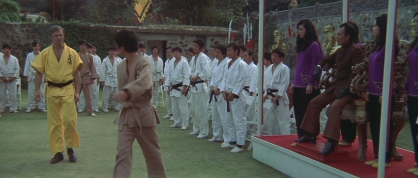 Фото - Выход Дракона: 850x362 / 86.9 Кб