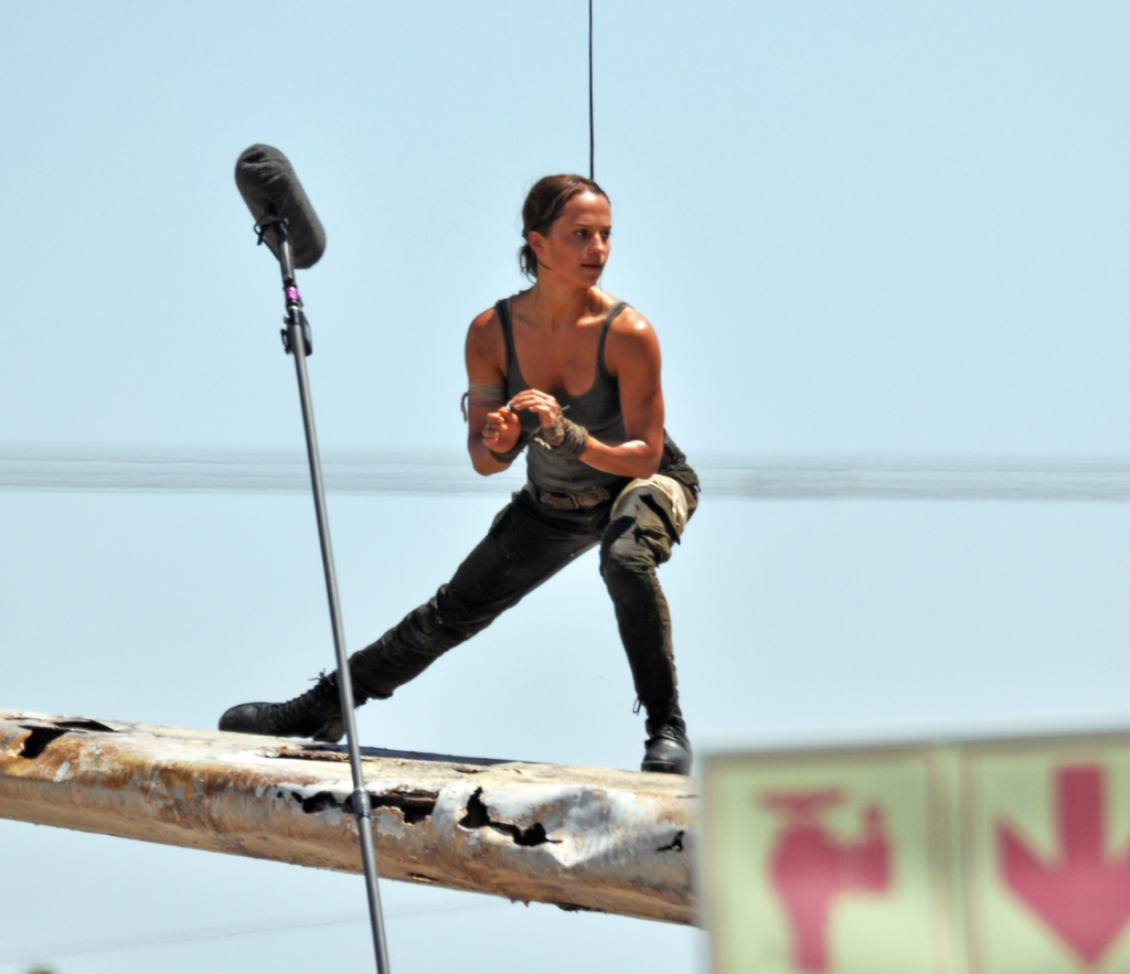 Фото - Tomb Raider: Лара Крофт: 1024x883 / 132.39 Кб