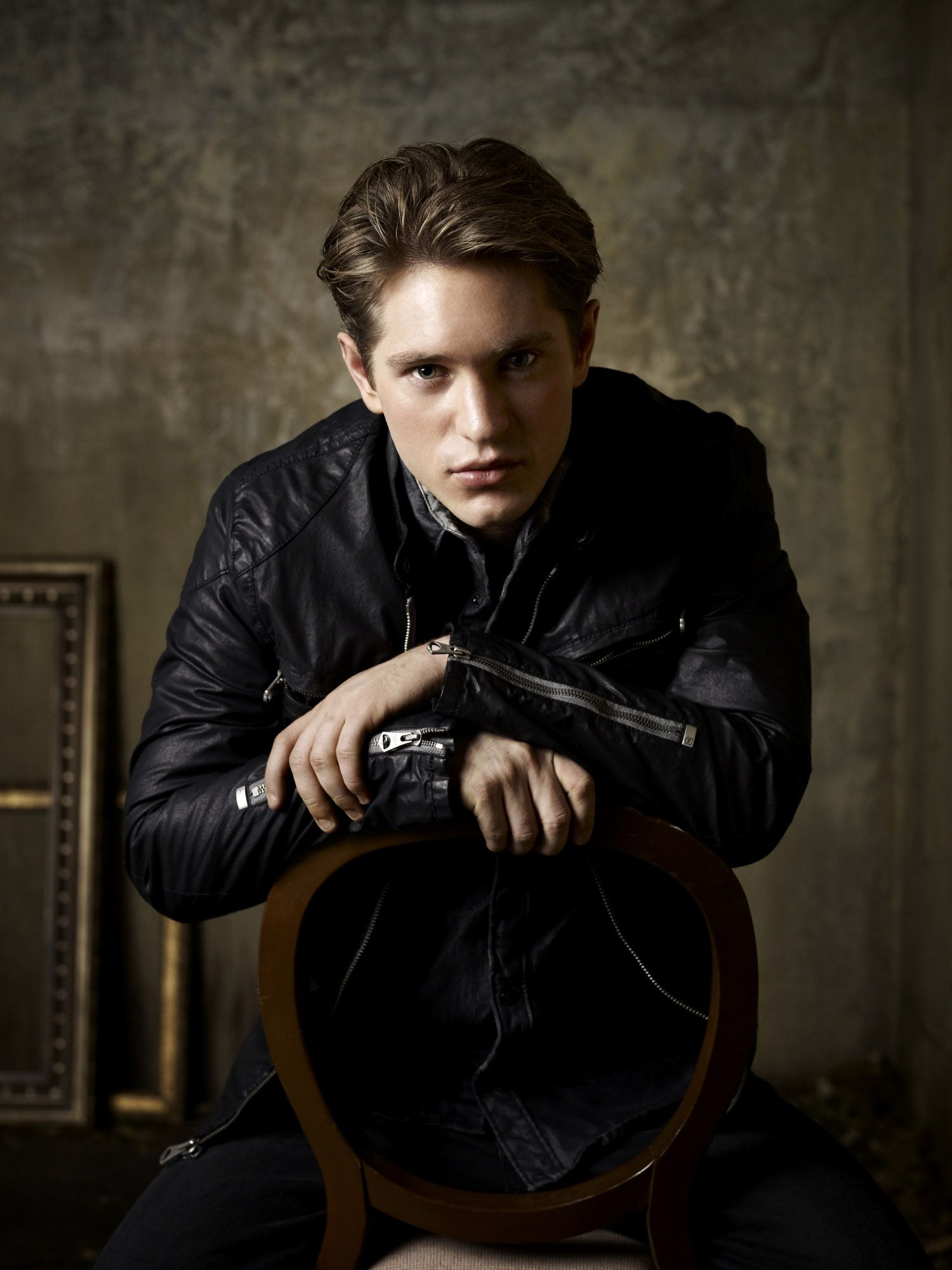 Фото - Тайный круг: 1500x2000 / 216.41 Кб