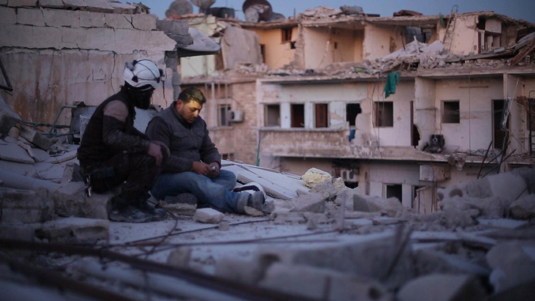 Фото - Последние люди в Алеппо: 1777x999 / 197.66 Кб