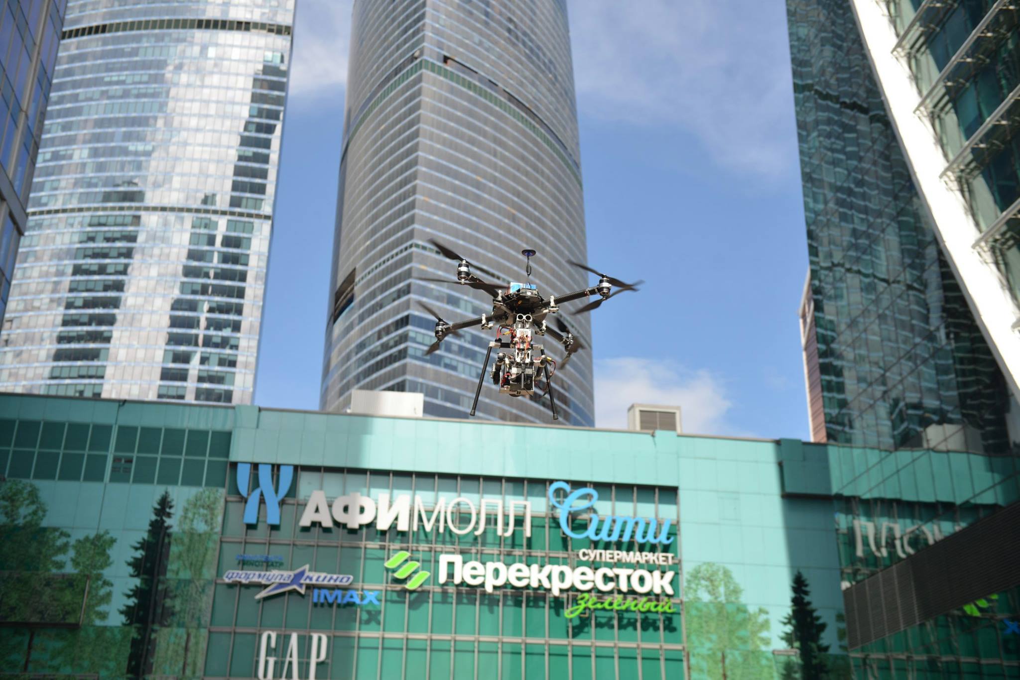 Фото - Любовь с ограничениями: 2048x1366 / 245.59 Кб