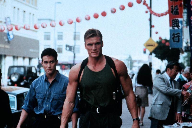 Фото - Разборки в маленьком Токио: 800x532 / 60.66 Кб