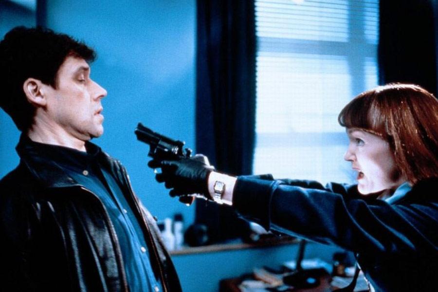 Фото - Жестокая игра: 900x600 / 59.3 Кб