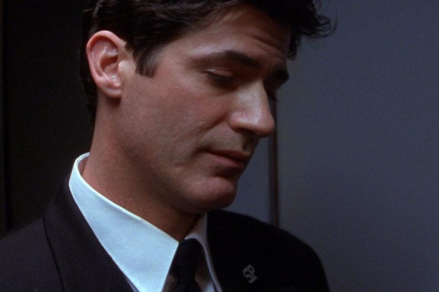 Фото - Афера Томаса Крауна: 900x600 / 45.71 Кб