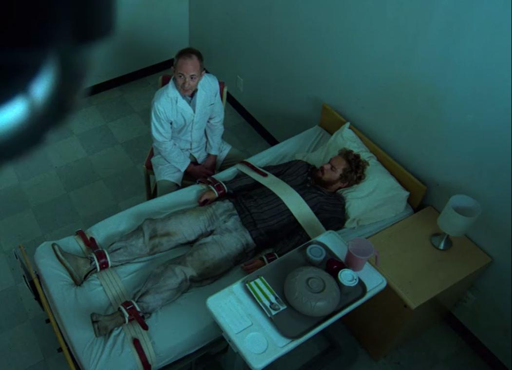 Фото - Железный кулак: 1051x759 / 55.47 Кб