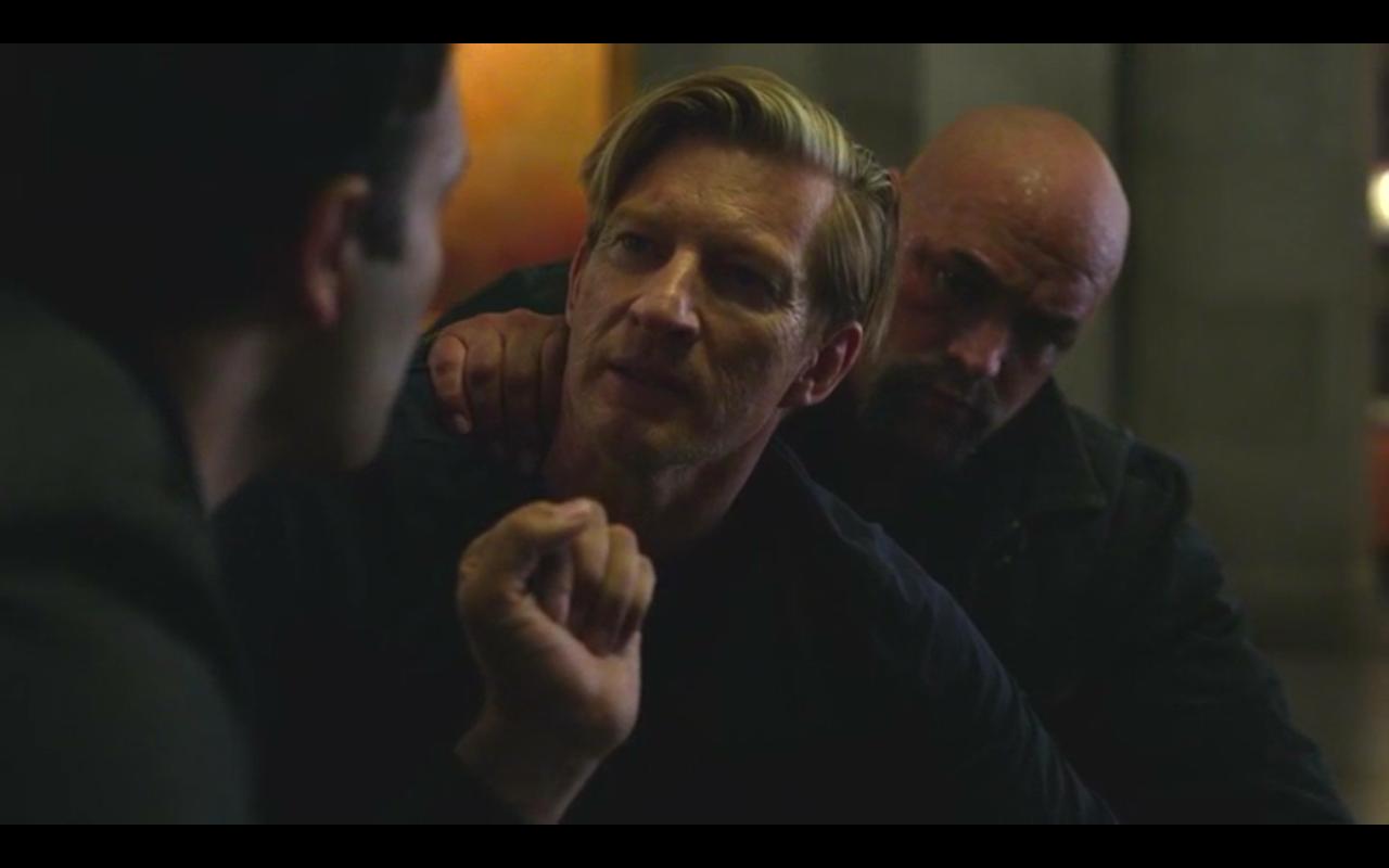 Фото - Железный кулак: 1280x800 / 38.93 Кб