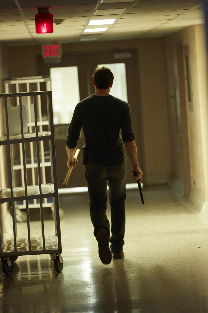 Фото - Заложница: 666x1000 / 90.85 Кб