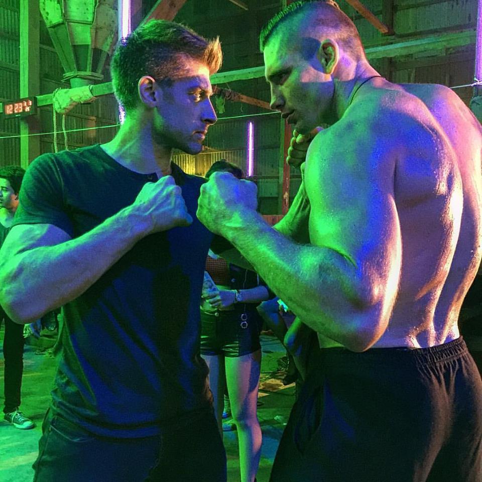 Фото - Кикбоксер возвращается: 960x960 / 126.97 Кб