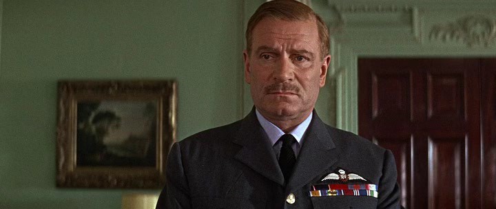 Фото - Битва за Англию: 720x304 / 37.8 Кб