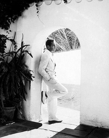 Фото - Хамфри Богарт: 357x450 / 31 Кб